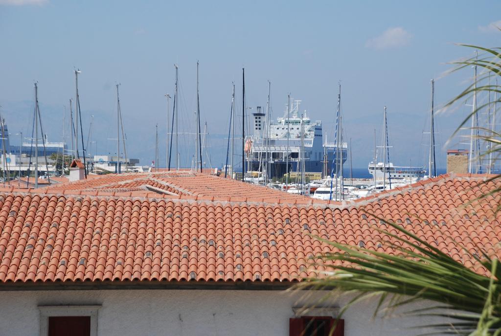 Marina Sahil Hotel Çeşme Zewnętrze zdjęcie